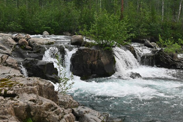 Cascata sull'altopiano Putorana