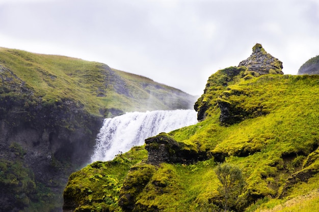 Cascate di Skogafoss in Islanda