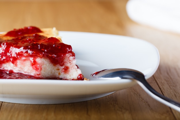 Casseruola di ricotta con marmellata di lamponi