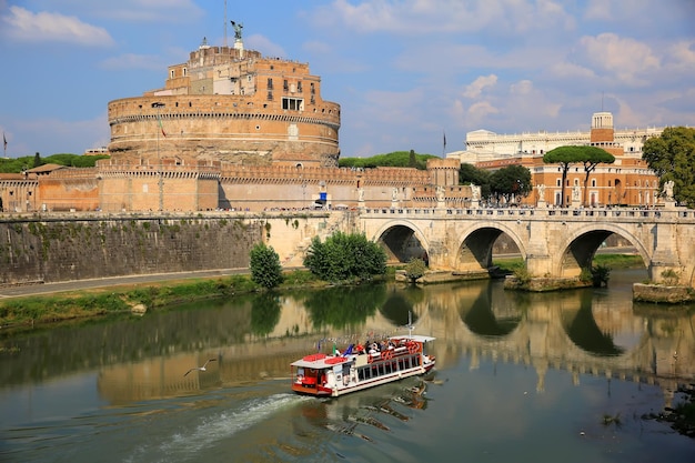 Castel Sant'Angelo e Ponte Sant'Angelo a Roma, Italia