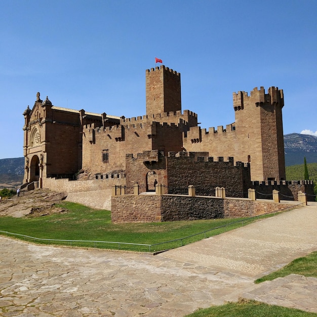 Castello contro il cielo