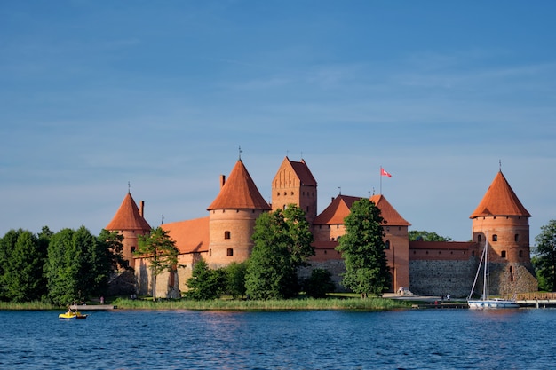 Castello dell'isola di Trakai nel lago Galve, Lituania