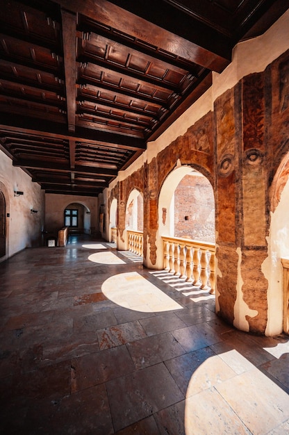 Castello di Corvin con ponte di legno Hunedoara Castello di Hunyad Transilvania Romania Europa