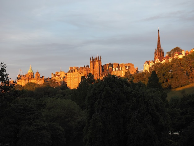 Castello di Edimburgo al tramonto