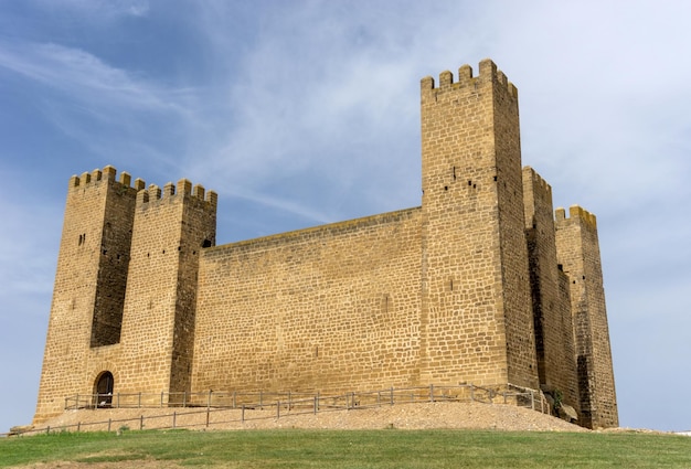 Castello medievale di Sadaba del XIII secolo in Spagna
