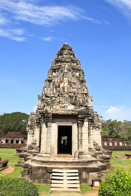 Castello storico di Prasat Hin Phimai alla provincia di Nakhon Ratchasima, Tailandia.