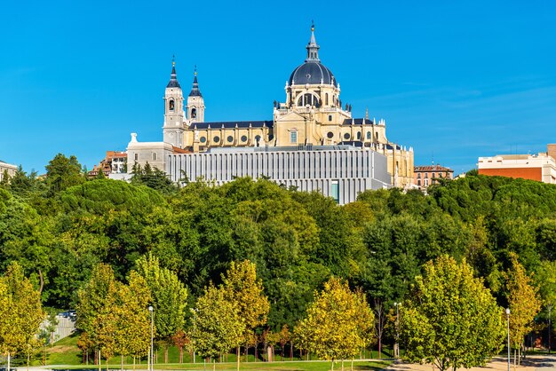 Cattedrale dell'Almudena a Madrid Spagna