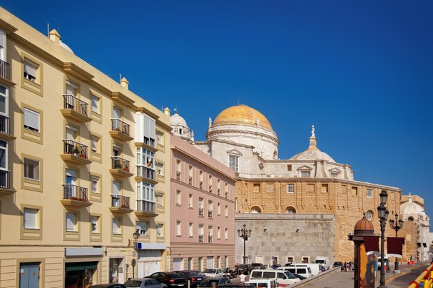 Cattedrale di Cadice nel centro storico di Cadice, Andalusia, Spagna.