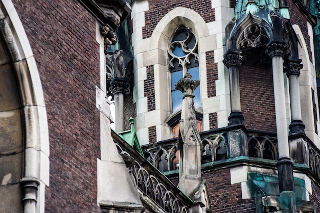 Cattedrale di elementi di architettura gotica