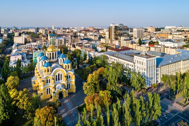 Cattedrale di San Volodymyr a kyiv ucraina prima dell'invasione russa