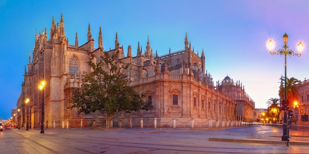 Cattedrale di Siviglia al mattino, in Spagna