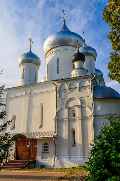 Cattedrale Nikitsky del monastero di Nikitsky in PereslavlZalessky Russia Anello d'oro della Russia