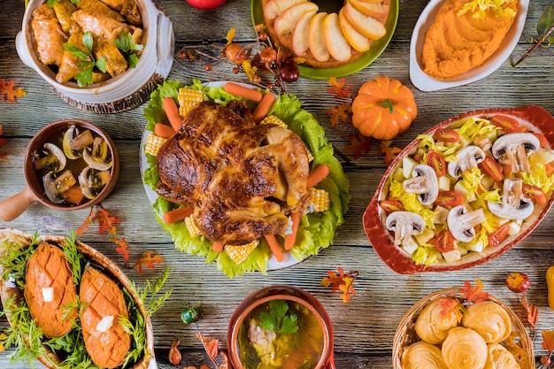 Cena per il Giorno del Ringraziamento con la Turchia