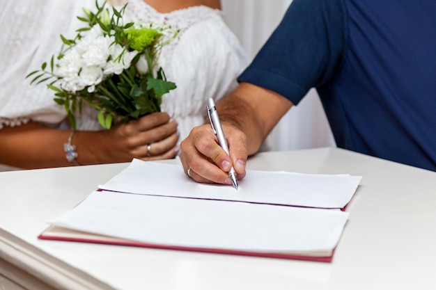 Cerimonia di matrimonio all'anagrafe