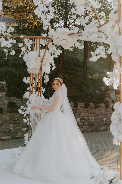 Cerimonia matrimoniale. Ritratto di bella sposa