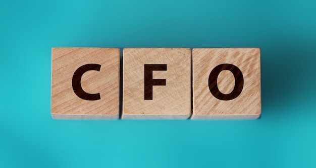 CFO texton cubi di legno Chief Financial Officer concetto di business