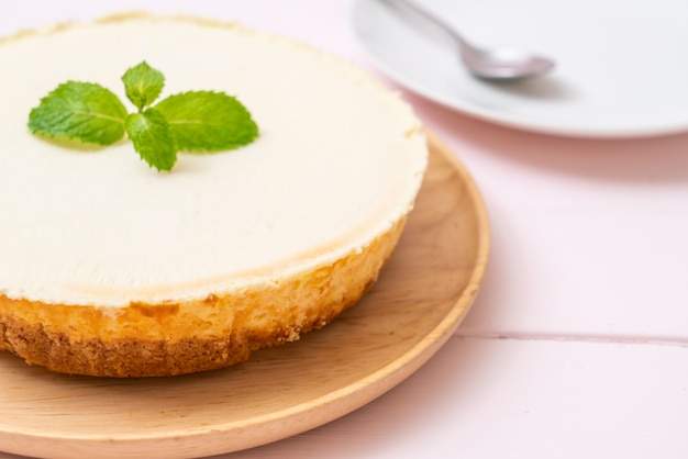 Cheesecake fatta in casa alla menta