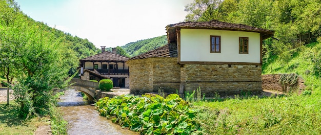 Chiesa dell'Epifania nel villaggio di Etar, Bulgaria