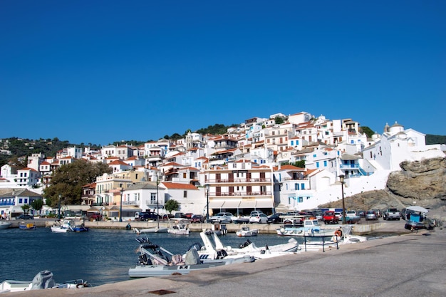 Chiesa dell'isola di Skopelos, chiesa tradizionale bianca (vergine Maria)