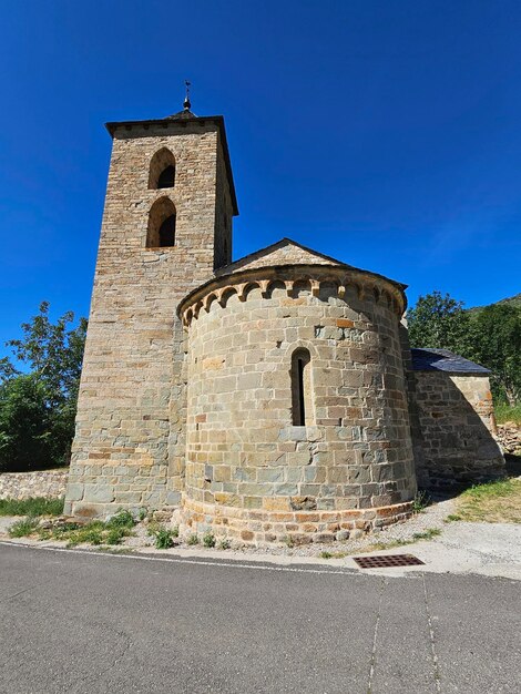 Chiesa di Coll appartenente al gruppo architettonico delle chiese romaniche della Vall de Boi