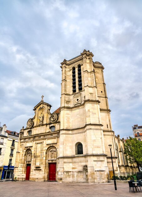 Chiesa di Notre Dame des Vertus ad aubervilliers vicino a Parigi in Francia