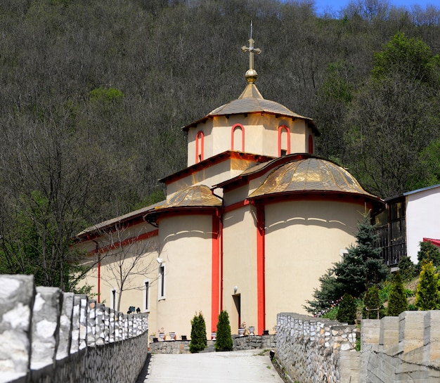 Chiesa di pietra di scrittore