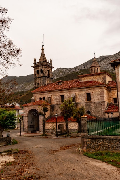 Chiesa di san pedro de alles