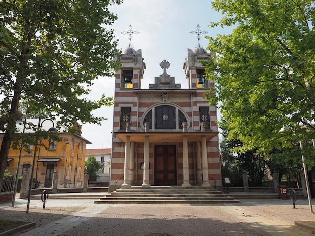 Chiesa di Santa Elisabetta al villaggio di Leumann a Collegno