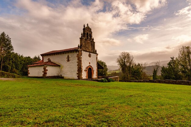 Chiesa di Santa Maria de Seriegonvento - Asturie