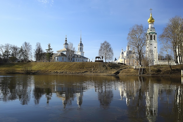 Chiesa di Vologda, chiesa cristiana ortodossa, monastero di Vologda nord russo, turismo dei pellegrini