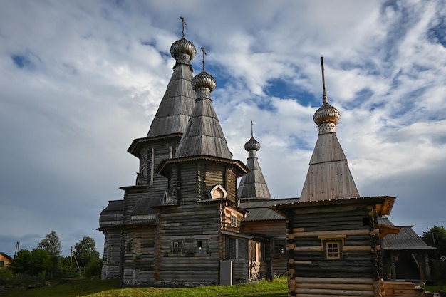 Chiesa ortodossa in legno