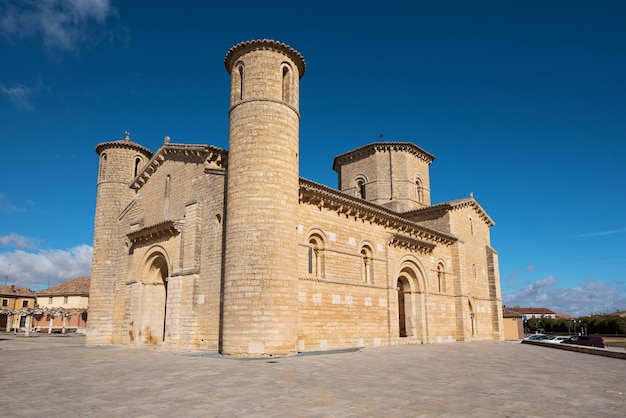 Chiesa romanica famosa San Martin de Tours in Fromista, Palencia, Spagna.