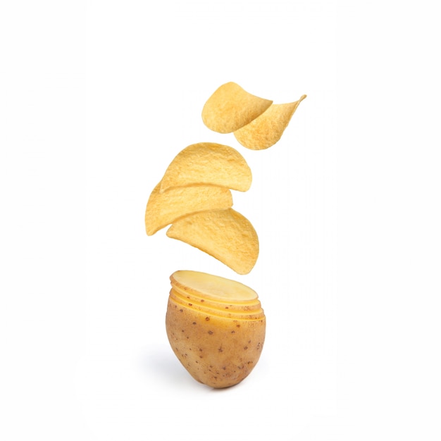 Chip Volanti. Le patate si trasformano in patatine. Fotografia creativa.