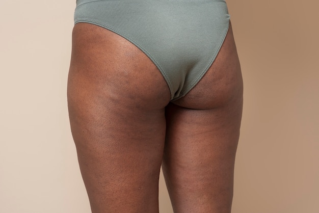 Chiudi belle gambe naturali