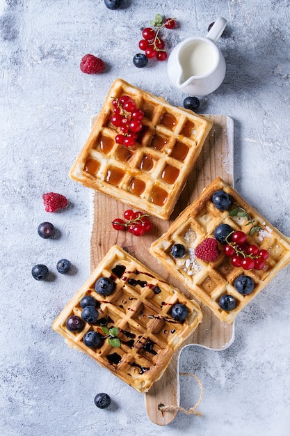 Cialde belghe con frutti di bosco