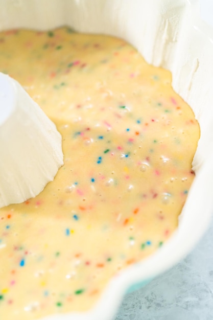 Ciambellone Funfetti