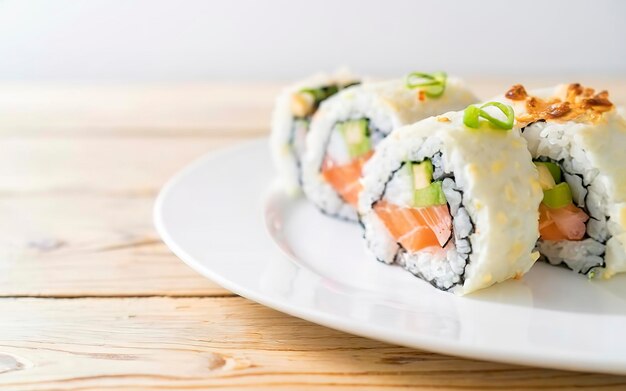 cibo a fusione di sushi sandwich roll