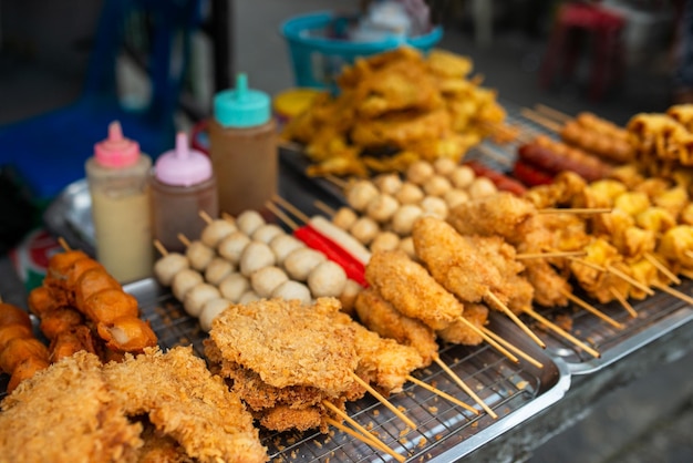 Cibo in Thailandia cibo di strada nelle aree ristorazione