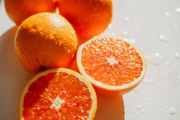 Cibo sano Fresco delizioso pulito Cibo vegetariano Ci sono prodotti su un bianco