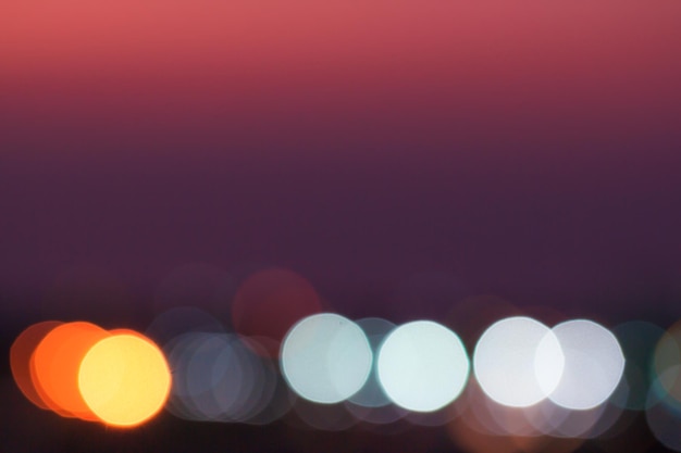 Cielo al tramonto con bokeh