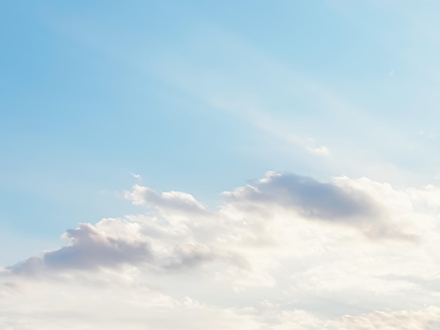 Cielo da sogno come sfondo astratto fantasia colori pastello bellezza nel design della natura