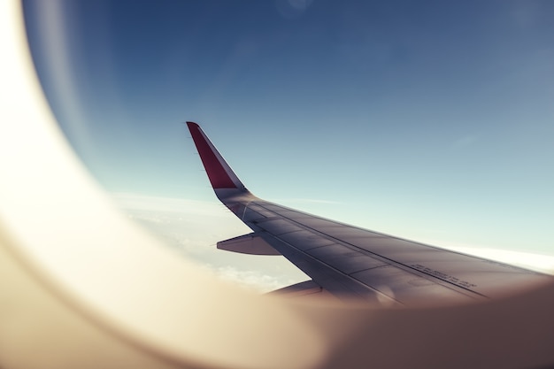 cielo dalla finestra di aeroplano