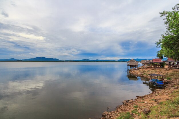 Cielo e lago