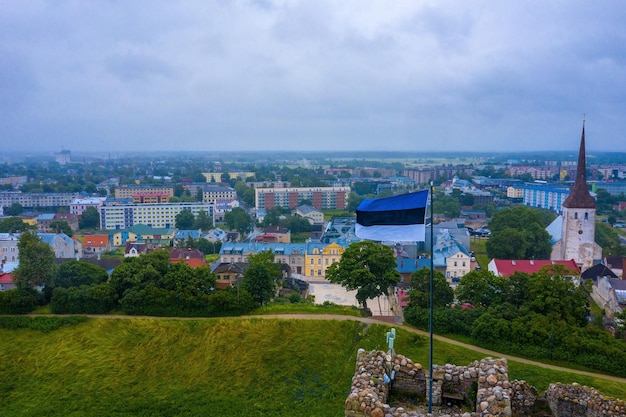 cielo estonia bandiera bianco tricolore sfondo chiaro