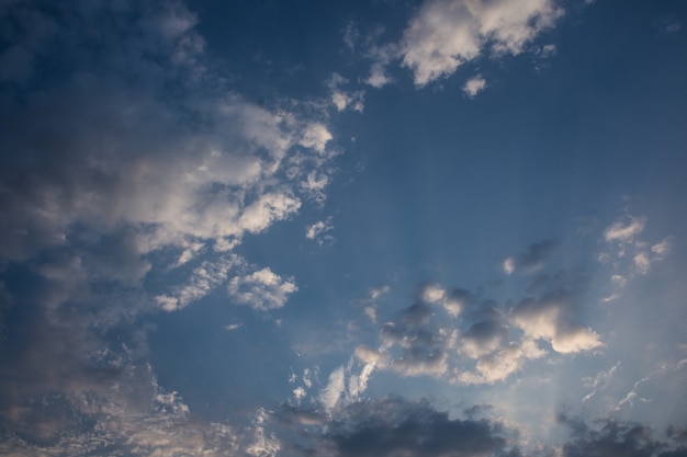 Cielo, nuvole, bello la sera