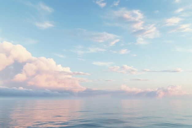 Cielo nuvoloso e mare