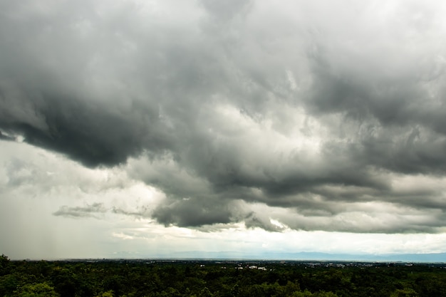 Cielo temporalesco Nuvole di pioggia