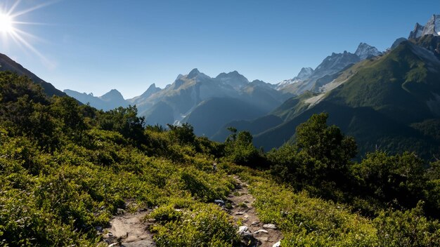 Cima della collina di montagna