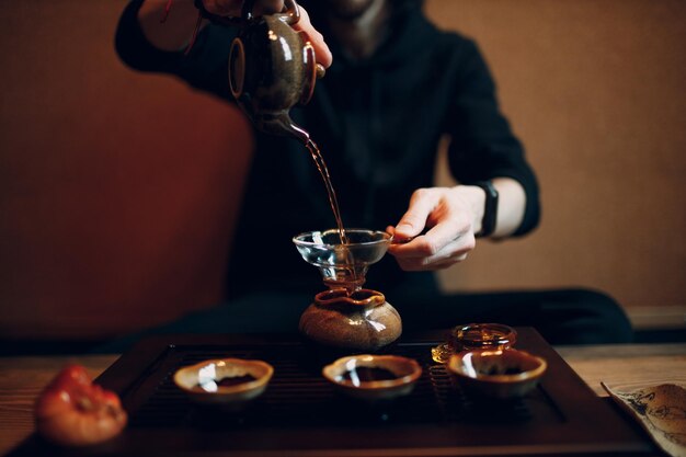 Cinese tradizionale cerimonia del tè del puerh Pastore chahay e gaiwan