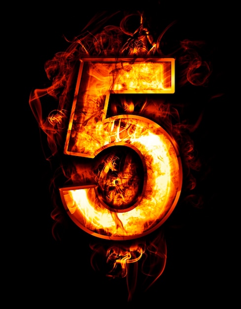cinque, illustrazione del numero con effetti cromati e fuoco rosso su sfondo nero